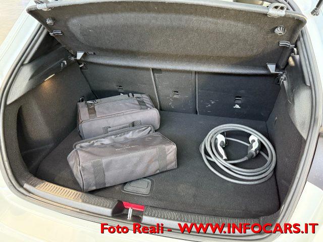 MERCEDES-BENZ A 250 e EQ-Power Business Extra -