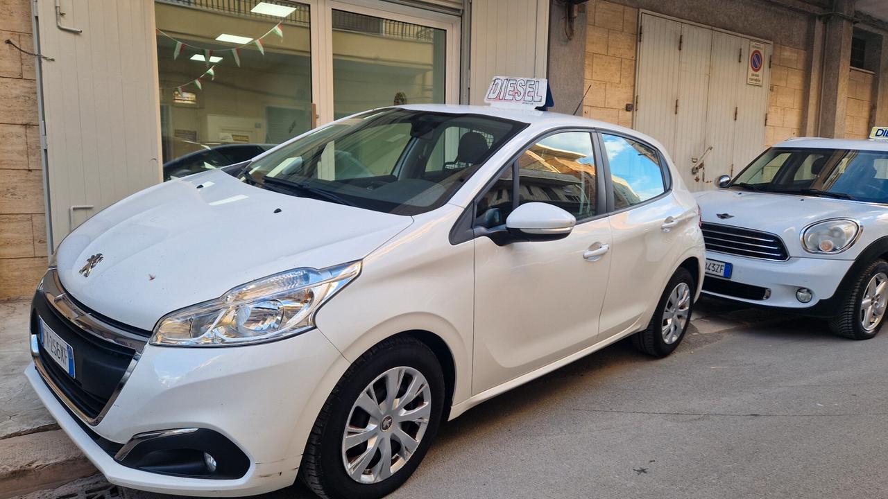 Peugeot 208 BlueHDi 75 5 porte Active