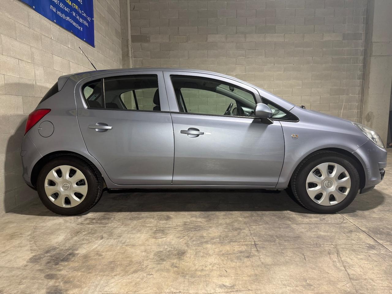 Opel Corsa 1.2 80cv 5 porte 81.000KM