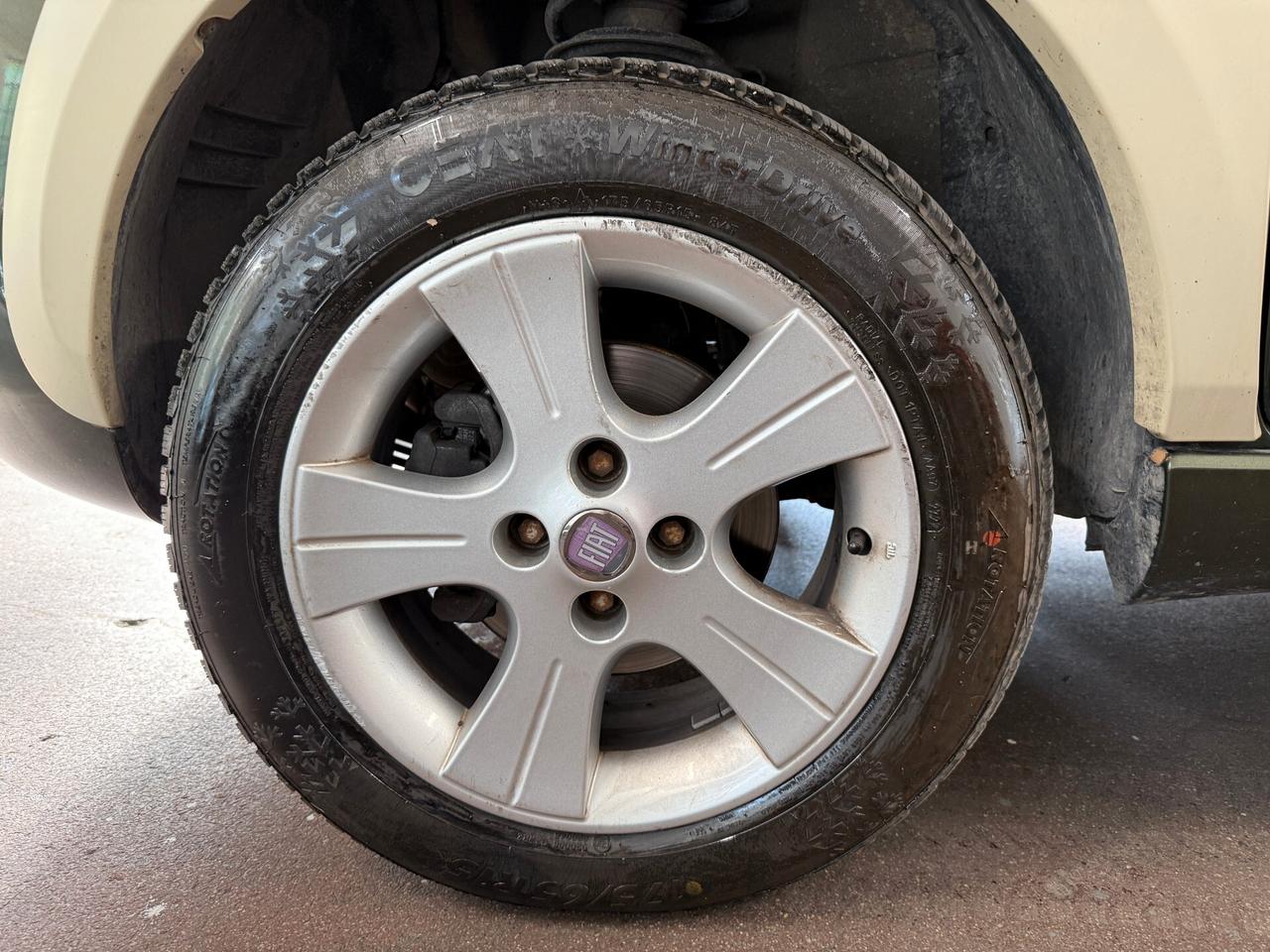 Fiat Panda 1.3 MJT 16V 4x4 Cross PARI AL NUOVO !!
