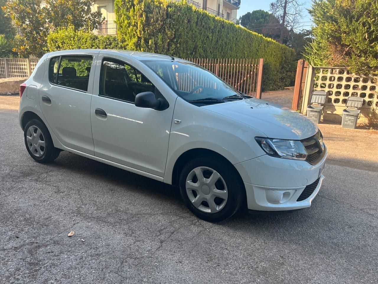 Dacia Sandero 1.2 GPL 75CV Lauréate Garantita