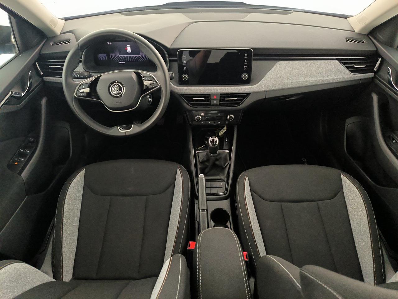 Skoda Kamiq 1.0 tsi black dots 95cv