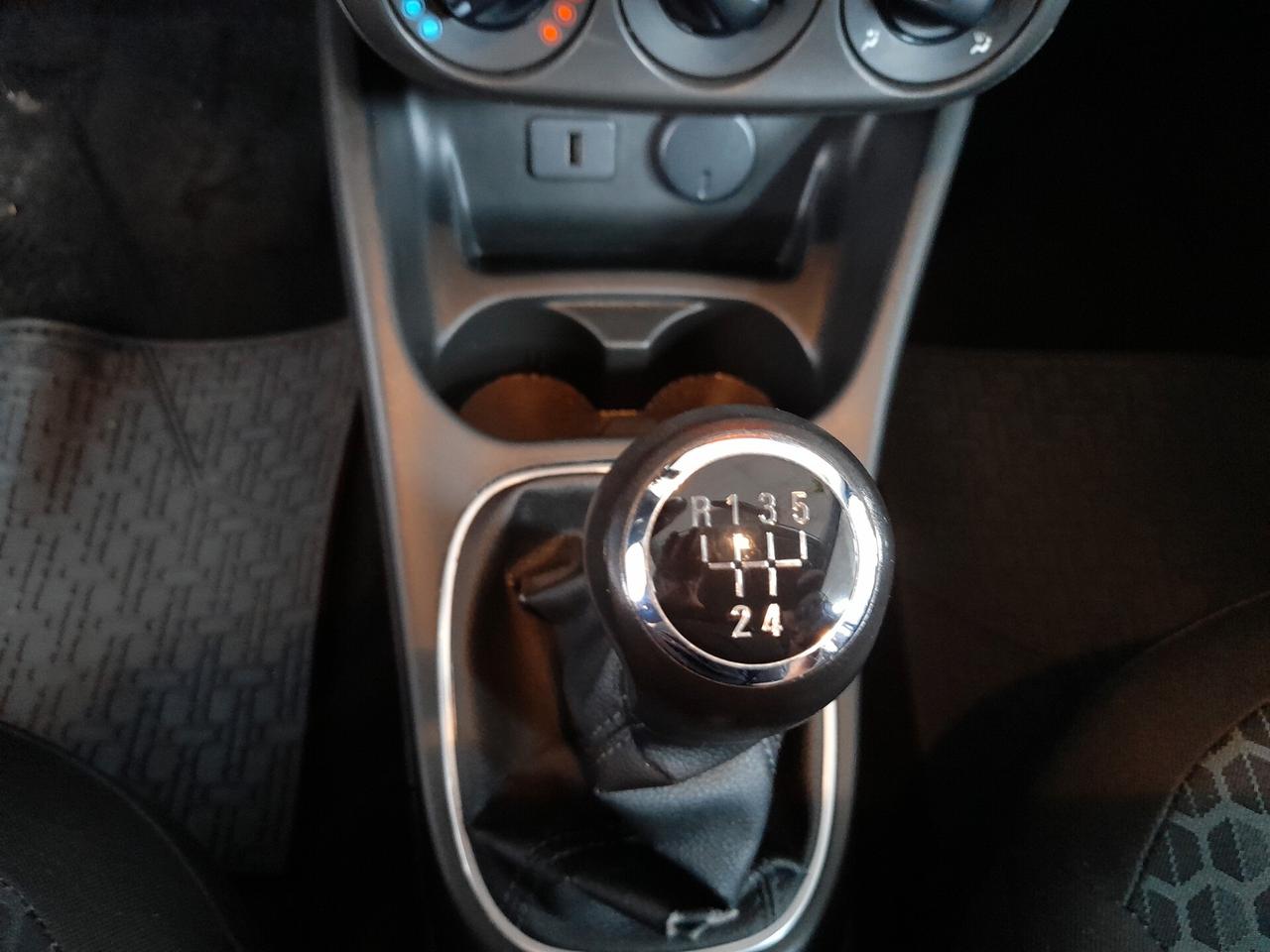 Opel Corsa 1.4 90CV 5 porte n-Joy