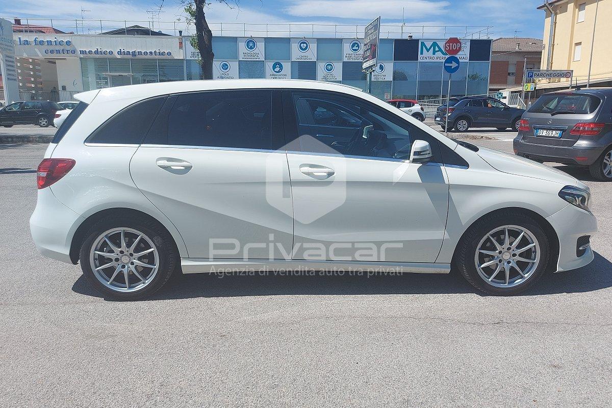 MERCEDES B 180 d Sport