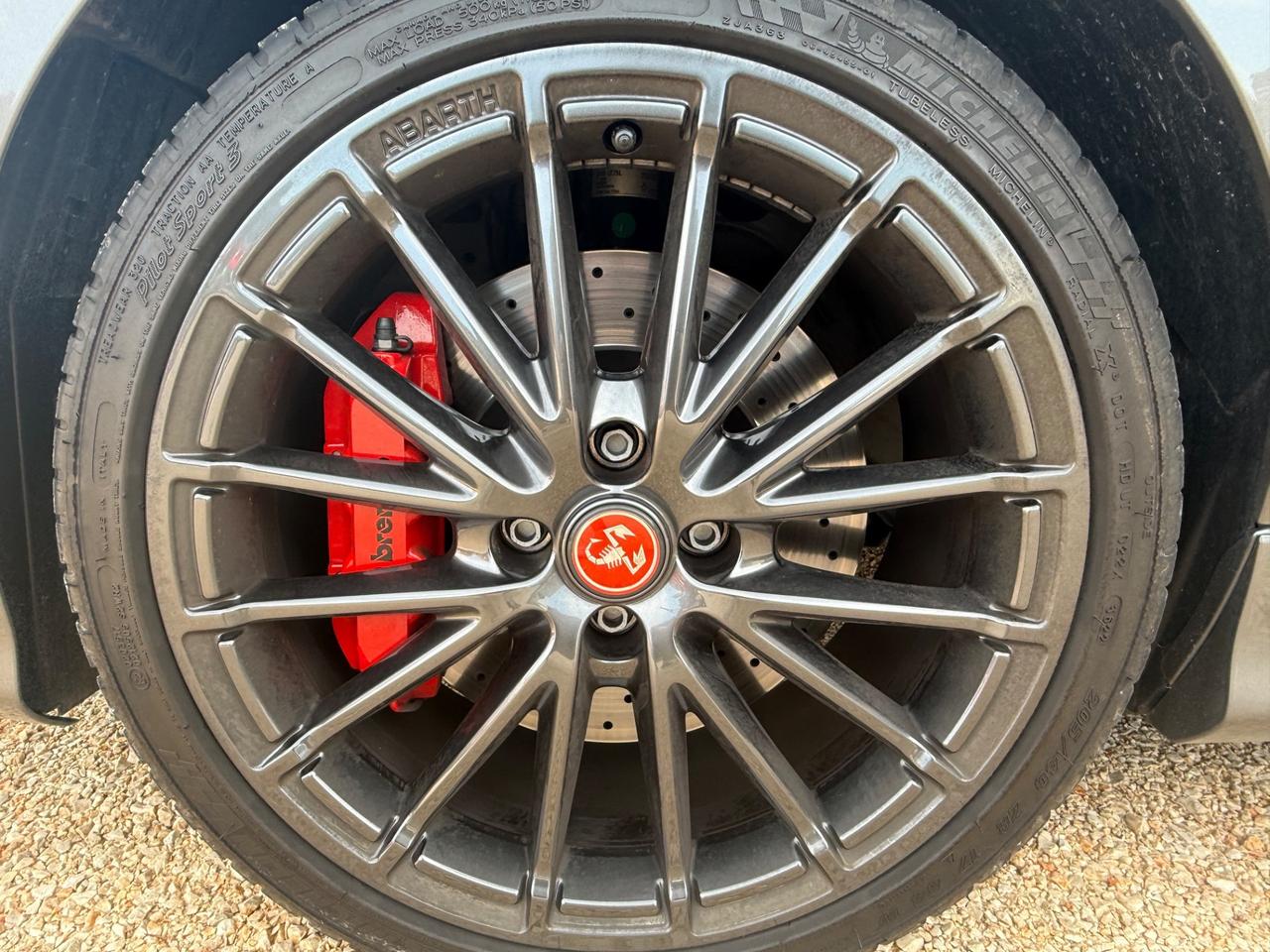 Abarth 695 1.4 Turbo T-Jet 180 CV M.T.A. COMPETIZIONE