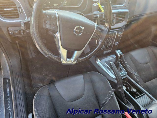 VOLVO V40 D2 'eco' Momentum