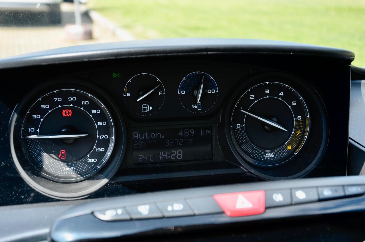 LANCIA YPSILON 1.0 FIREFLY HYBRID GOLD 70cv, PREZZO REALE, GARANZIA UFF LANCIA, UNICOPROP, SERVICE UFF, APPLE / ANDROID, A/C, PERMUTE
