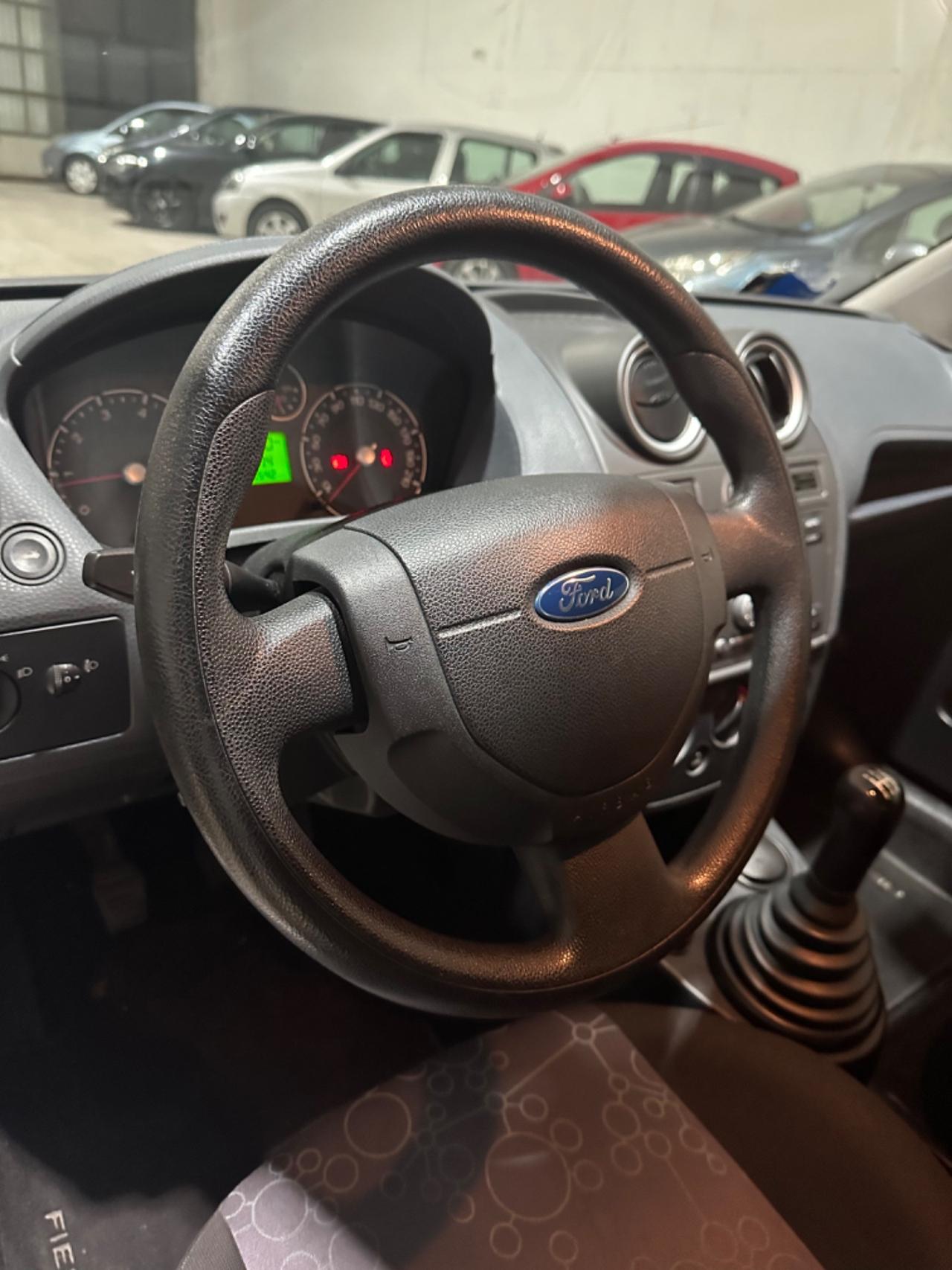 Ford Fiesta 1.2 16V GHIA NEOPAT KMCERT GARANZ