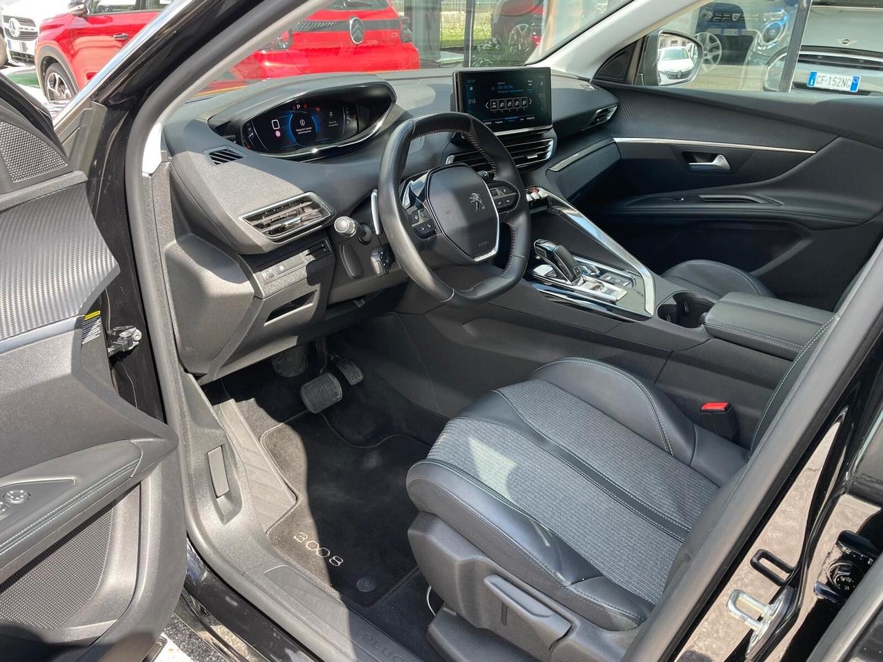 Peugeot 3008 BlueHDi 130 EAT8 Allure