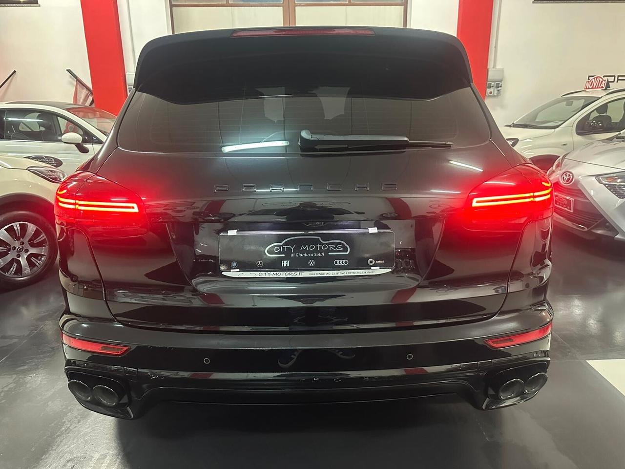 Porsche Cayenne 3.0 Diesel Platinum Edition