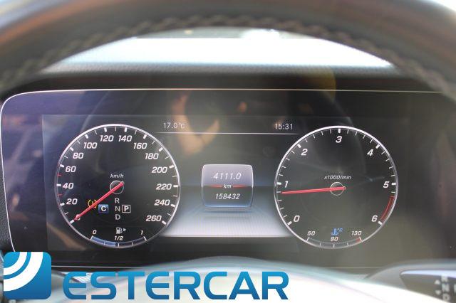 MERCEDES-BENZ E 220 d S.W. Auto Premium AMG