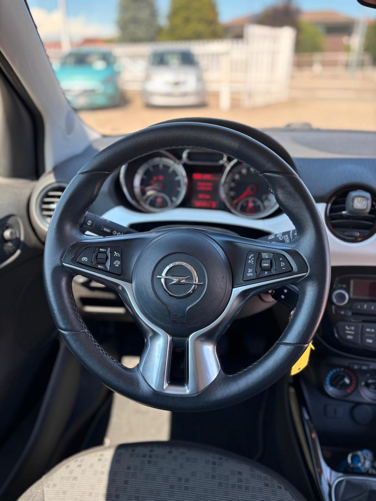 Opel Adam 1.4 87 CV GPL Tech Glam