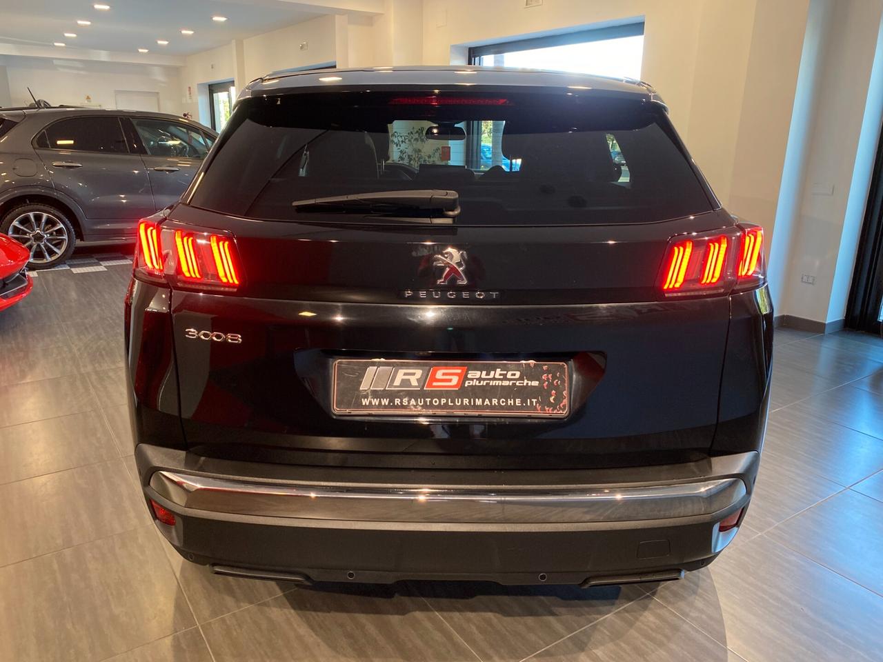 Peugeot 3008 BlueHDi 130 EAT8 Allure Pack