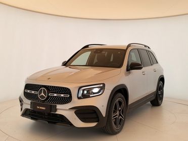 MERCEDES-BENZ GLB 200d Premium AMG line 4matic auto