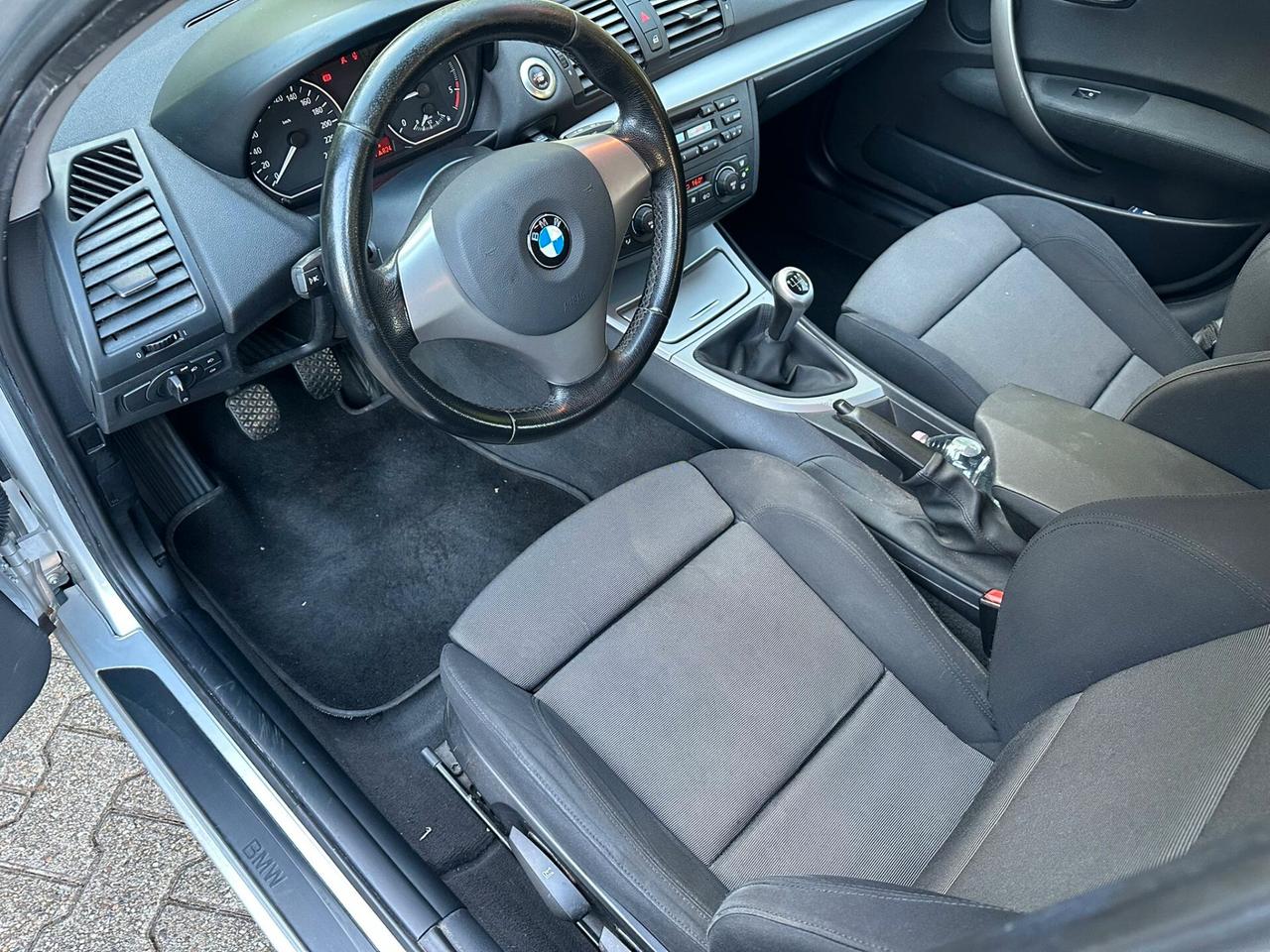 Bmw 118 118d cat 5 porte Futura