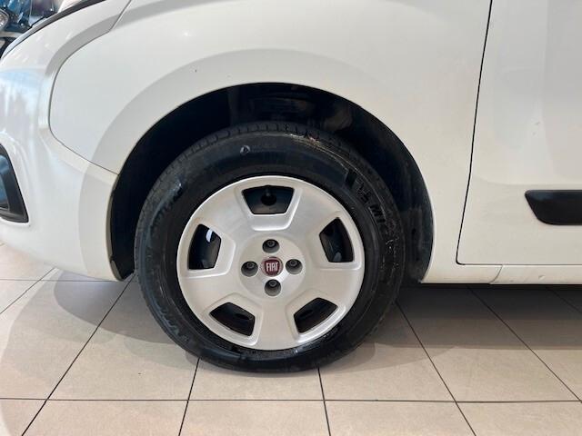 Fiat Qubo 1.3 mjt 16v Easy 80cv *15.000 KM*