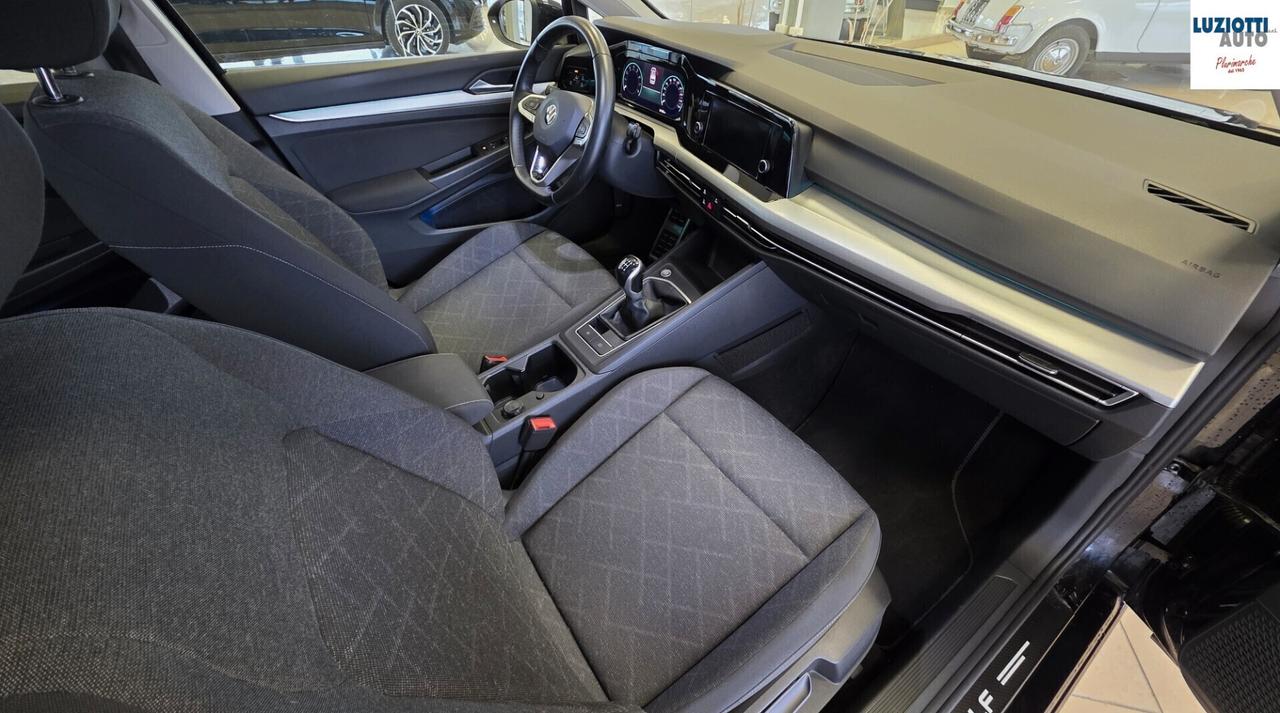 Volkswagen Golf 8 1.0 TSI 110CV LIFE