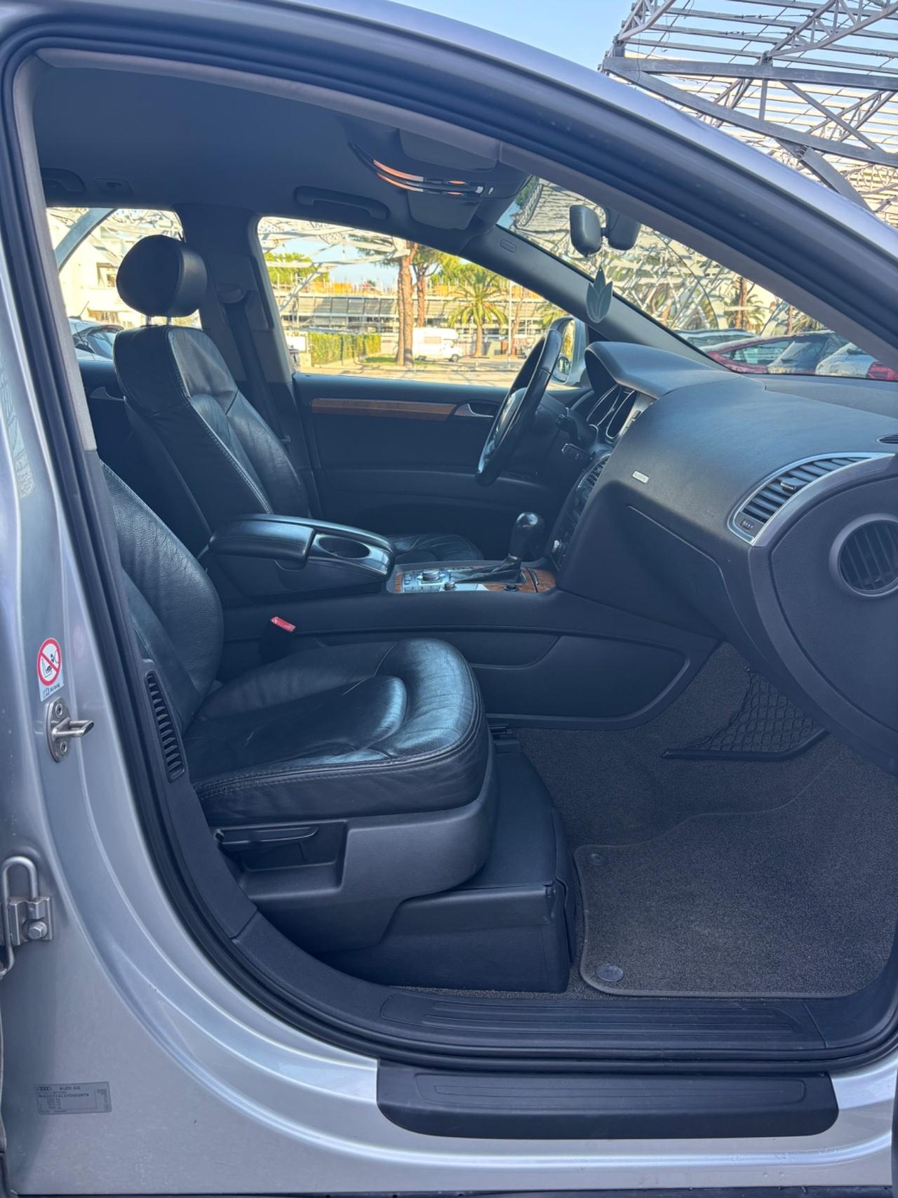 Audi Q7 3.0V6 QUATTRO TIPTRONIC