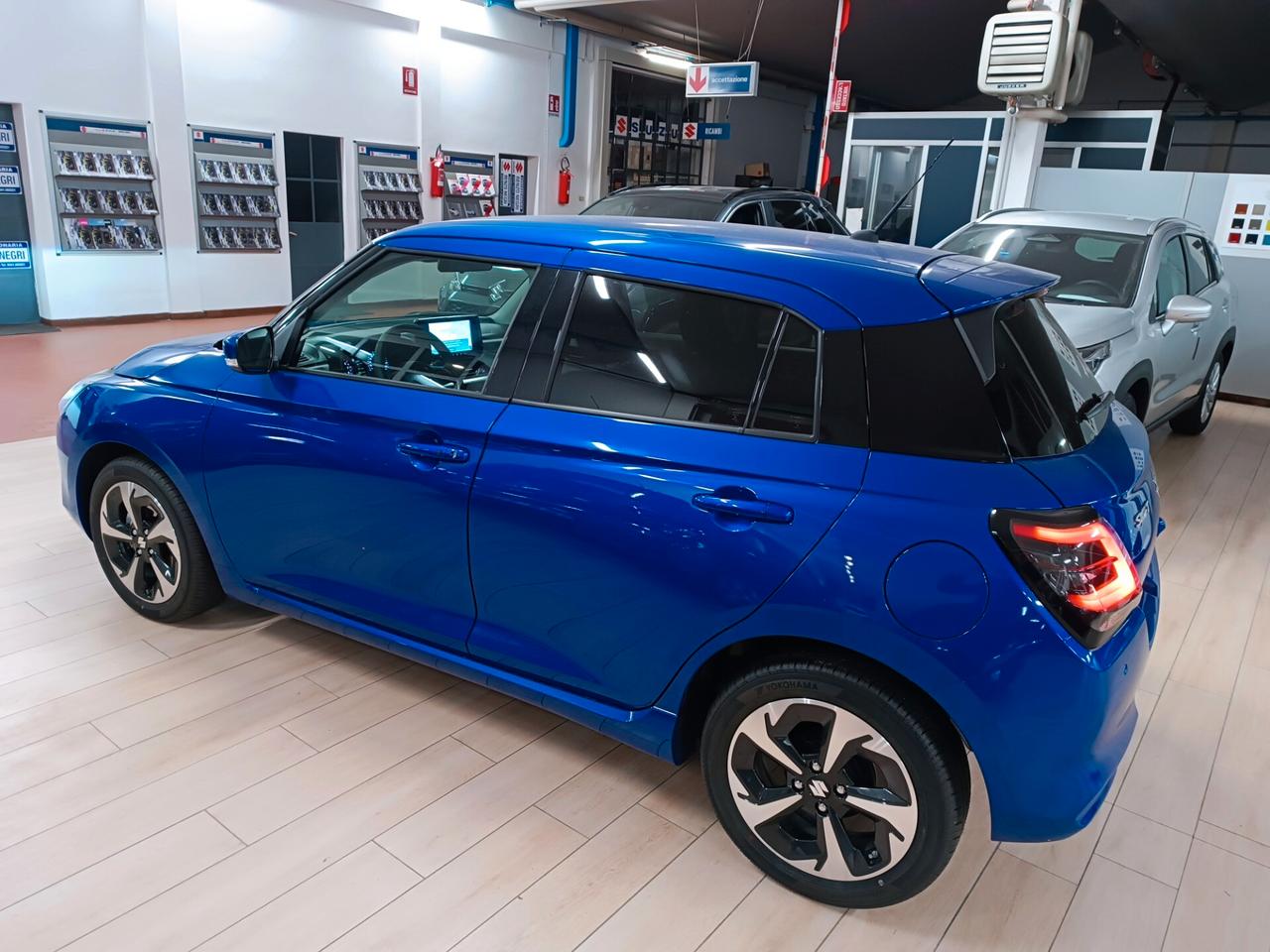 Suzuki Swift 1.2 Hybrid Top