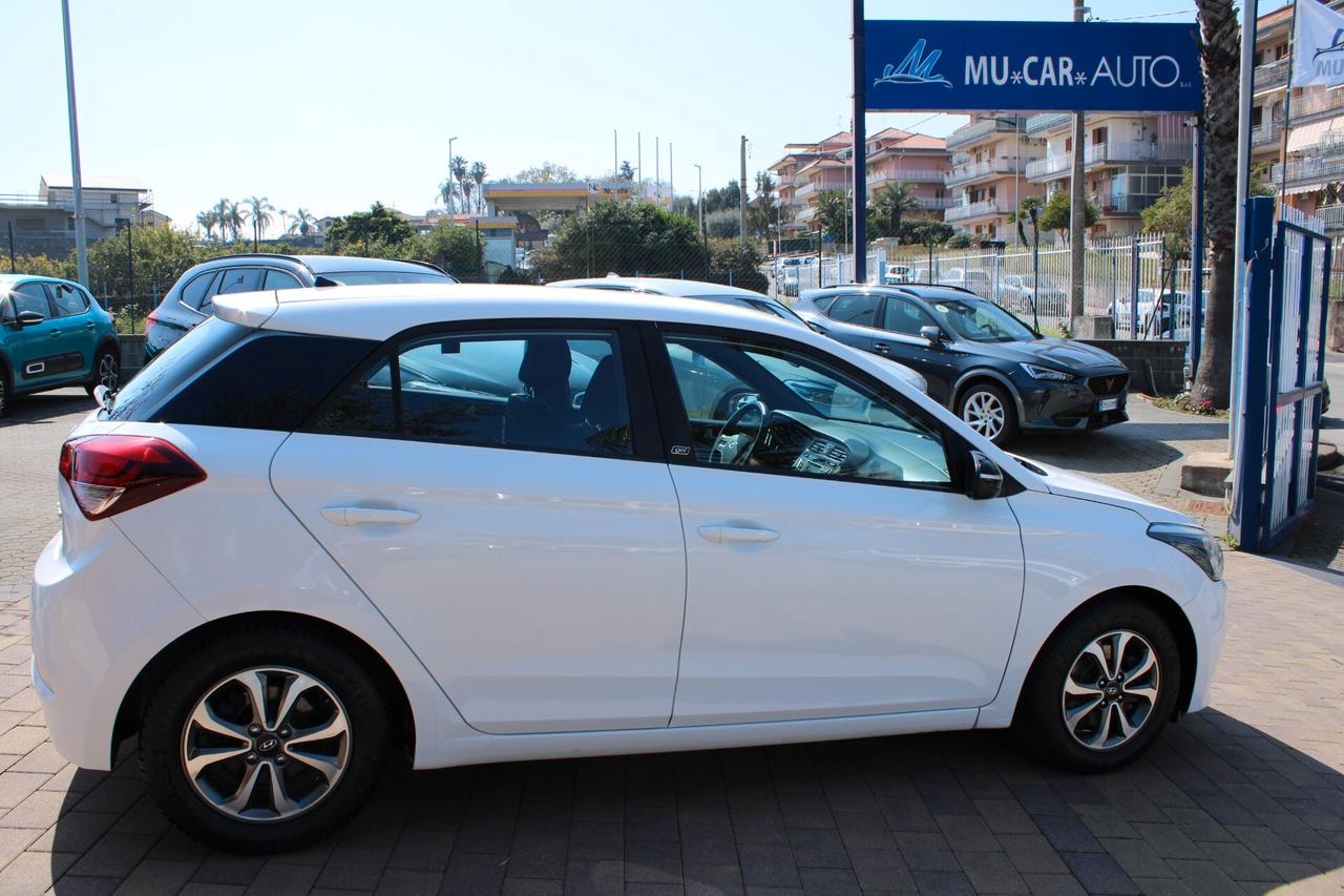 Hyundai i20 1.1 CRDi 12V 5 porte Comfort