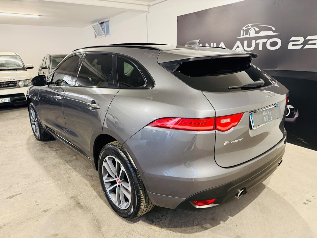 Jaguar F-Pace 3.0 300 CV AWD R-DYNAMIC*UNIPRO*TETTO