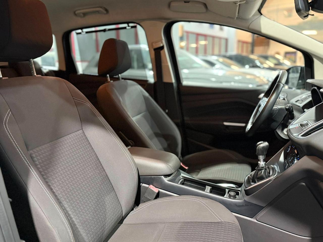 Ford C-max 1.5 Tdci 120cv Titanium 2016