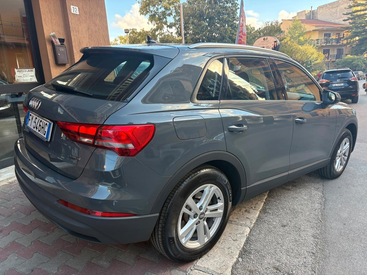Audi Q3 35 TDI quattro Business