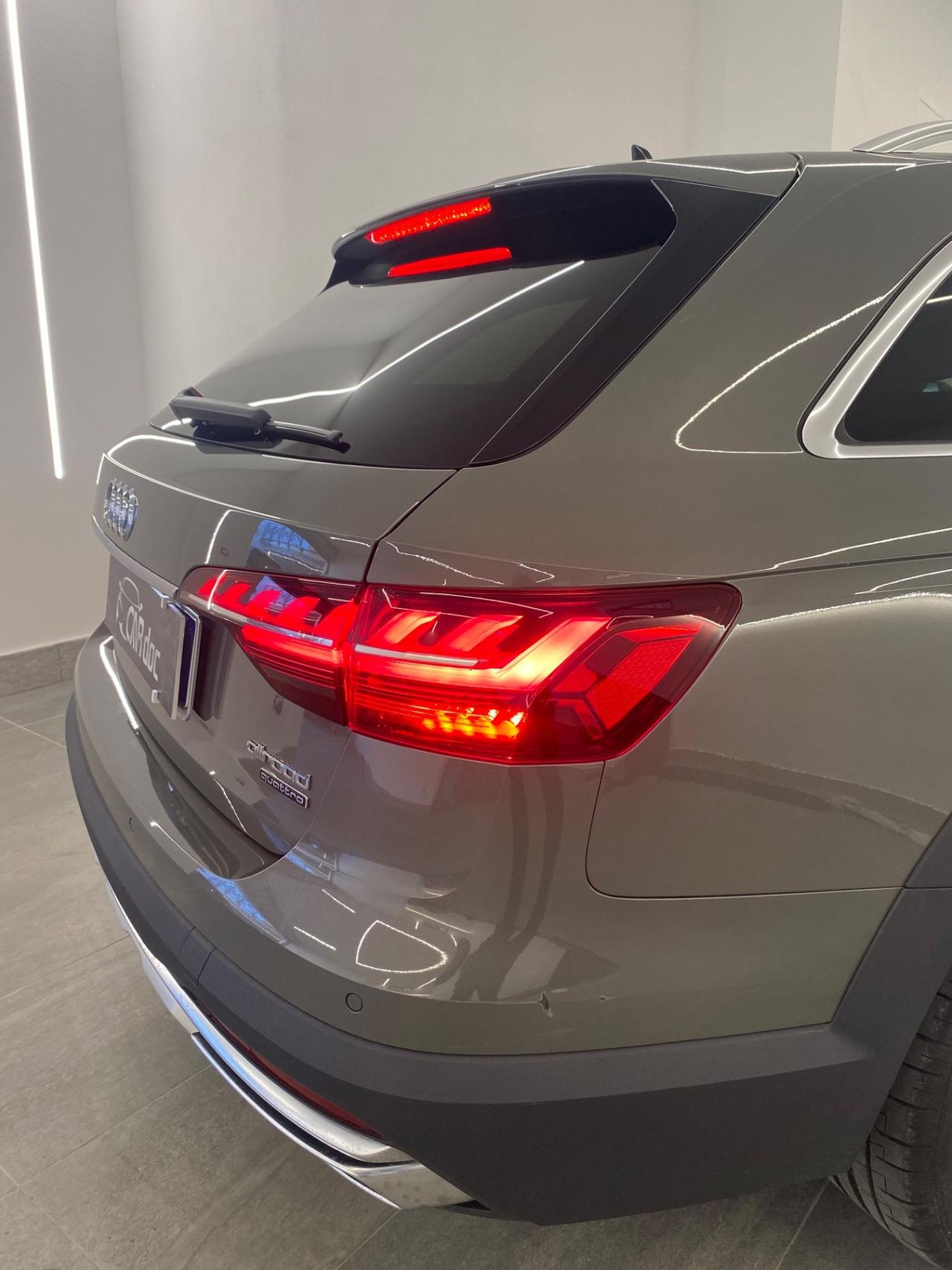 Audi A4 allroad A4 allroad 40 TDI 204 CV S tronic Identity Contrast