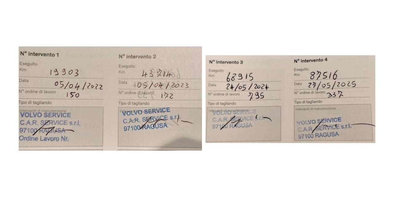 VOLVO Xc60 B5 Mild Hybrid (D) Awd Geartronic R-Design