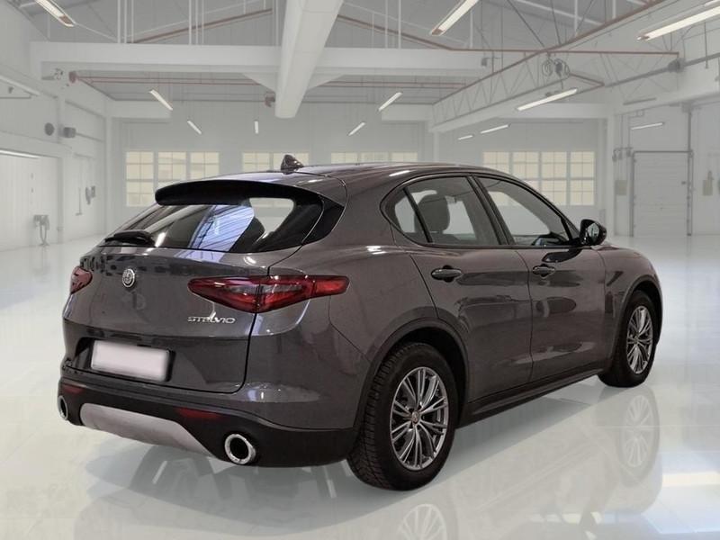ALFA ROMEO STELVIO 2.2 TURBO DIESEL 160 CV BUSINESS AT8 RWD SUV