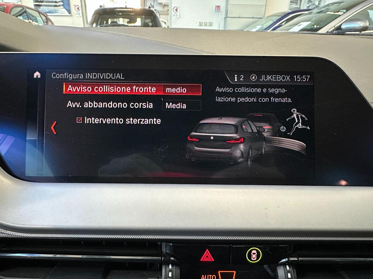 BMW 118 i Advantage - LED - 17"