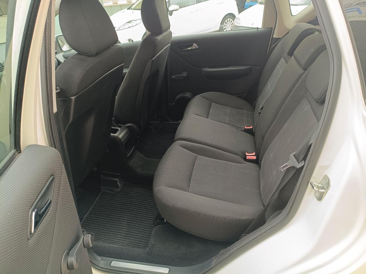 Mercedes-benz A 160 BlueEFFICIENCY Elegance