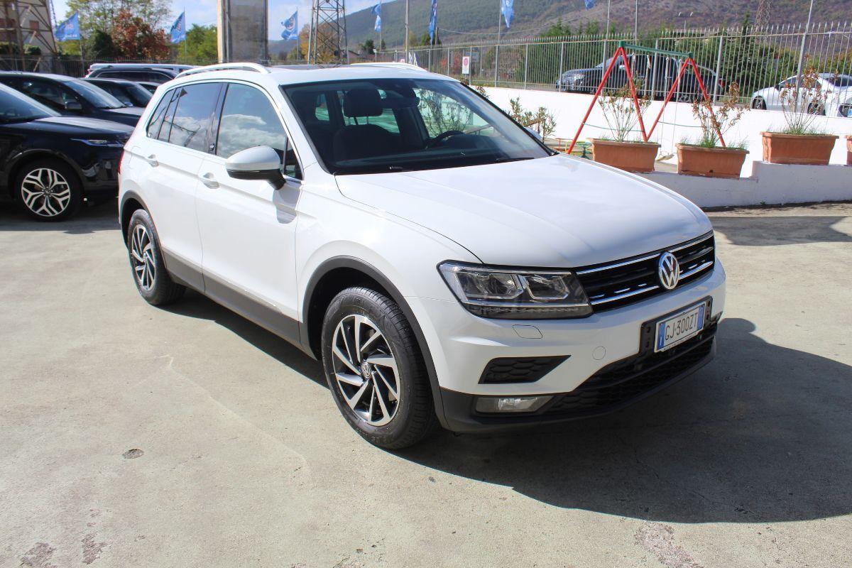 VOLKSWAGEN - Tiguan - 2.0 TDI Business BMT Sound
