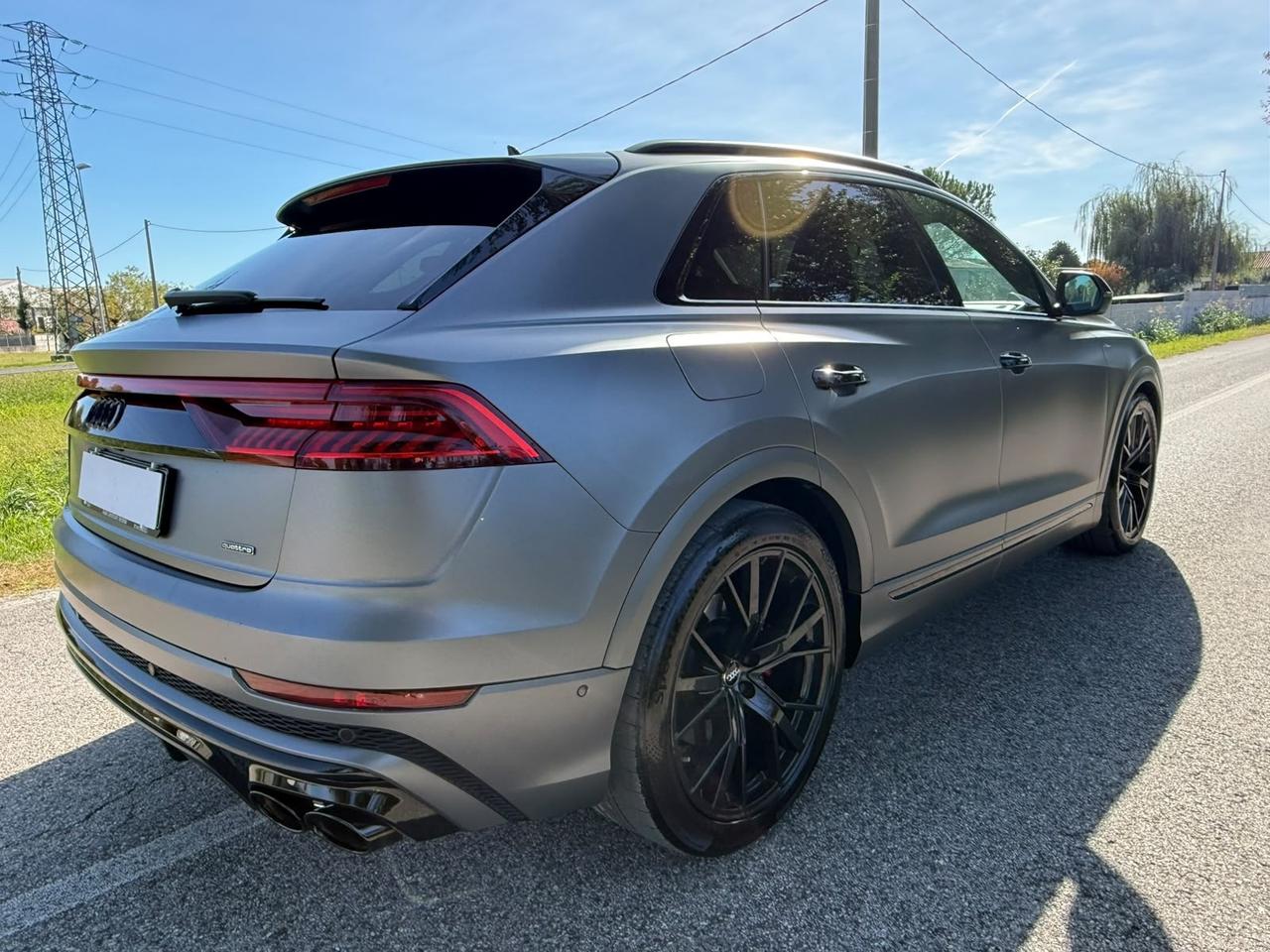 Audi Q8 55 TFSI quattro tiptronic Sport