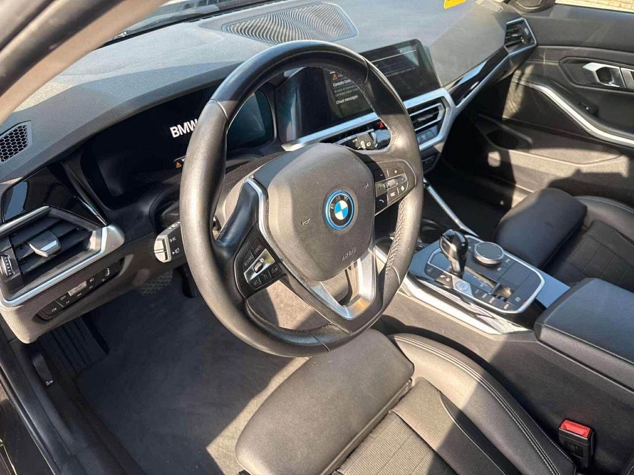 Bmw 330 330e xDrive Sport-2021