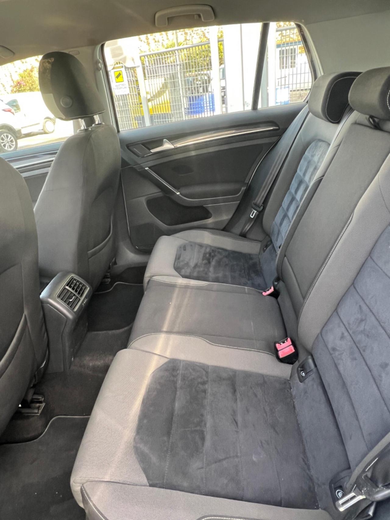 Volkswagen Golf Business 1.6 TDI 5p. Highline