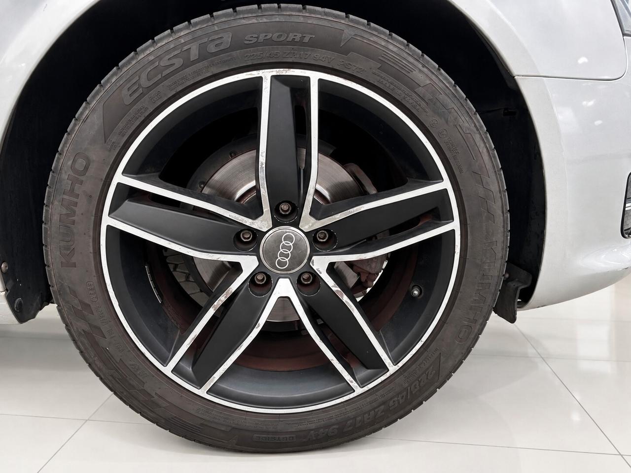 Audi A3 SPB 1.6 TDI 105 CV CR Ambition