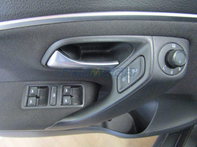 VOLKSWAGEN Polo 1.0 MPI 75 CV 5 PORTE Comfortline NEOPATENTATI