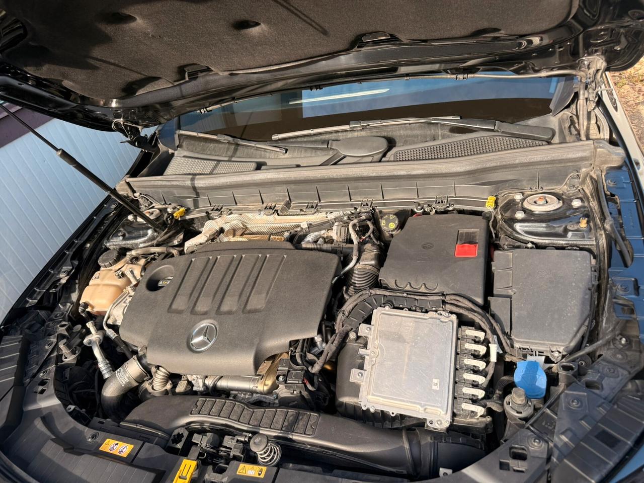 Mercedes-benz GLB 200 d Automatic Business