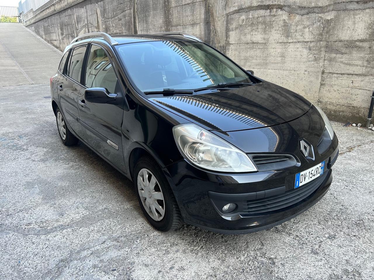 Renault Clio 1.2 16V SporTour Rip Curl