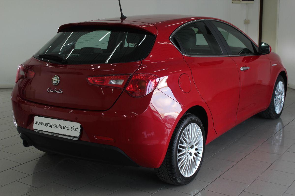 ALFA ROMEO - Giulietta - 1.6 JTDm-2 105 CV Distinctive