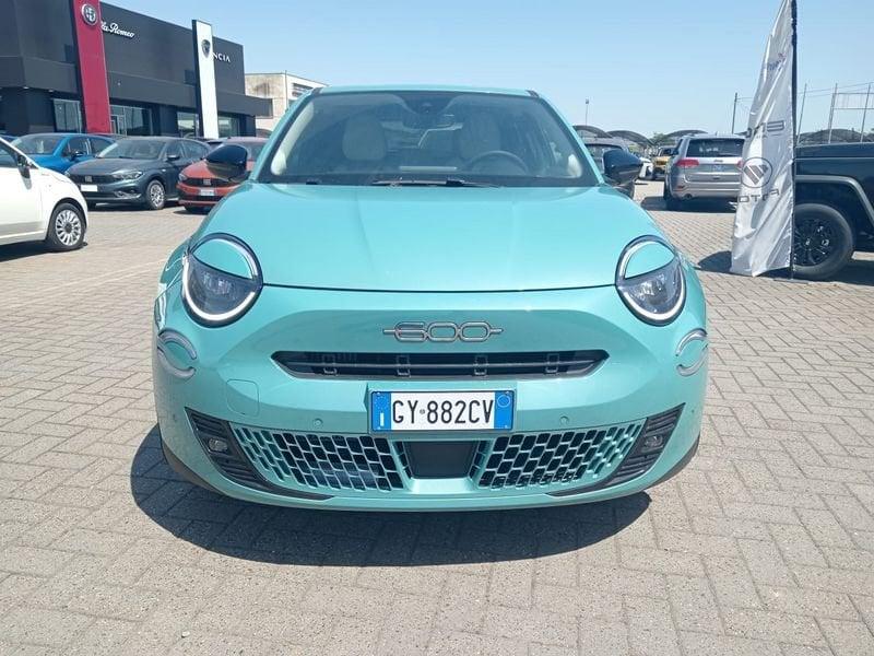 FIAT 600 1.2 Hybrid 100cv La Prima