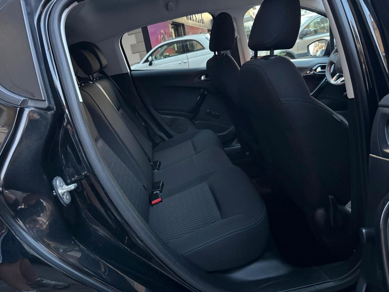 Peugeot 208 BlueHDi 100 S&S Allure Pack"Full Optional"