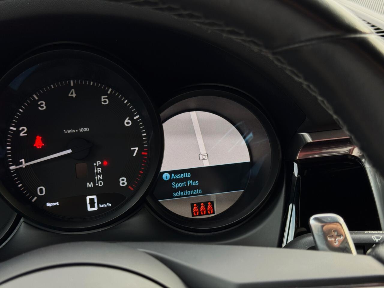 Porsche Macan 2.0 Turbo 265CV TETTO PASM 360