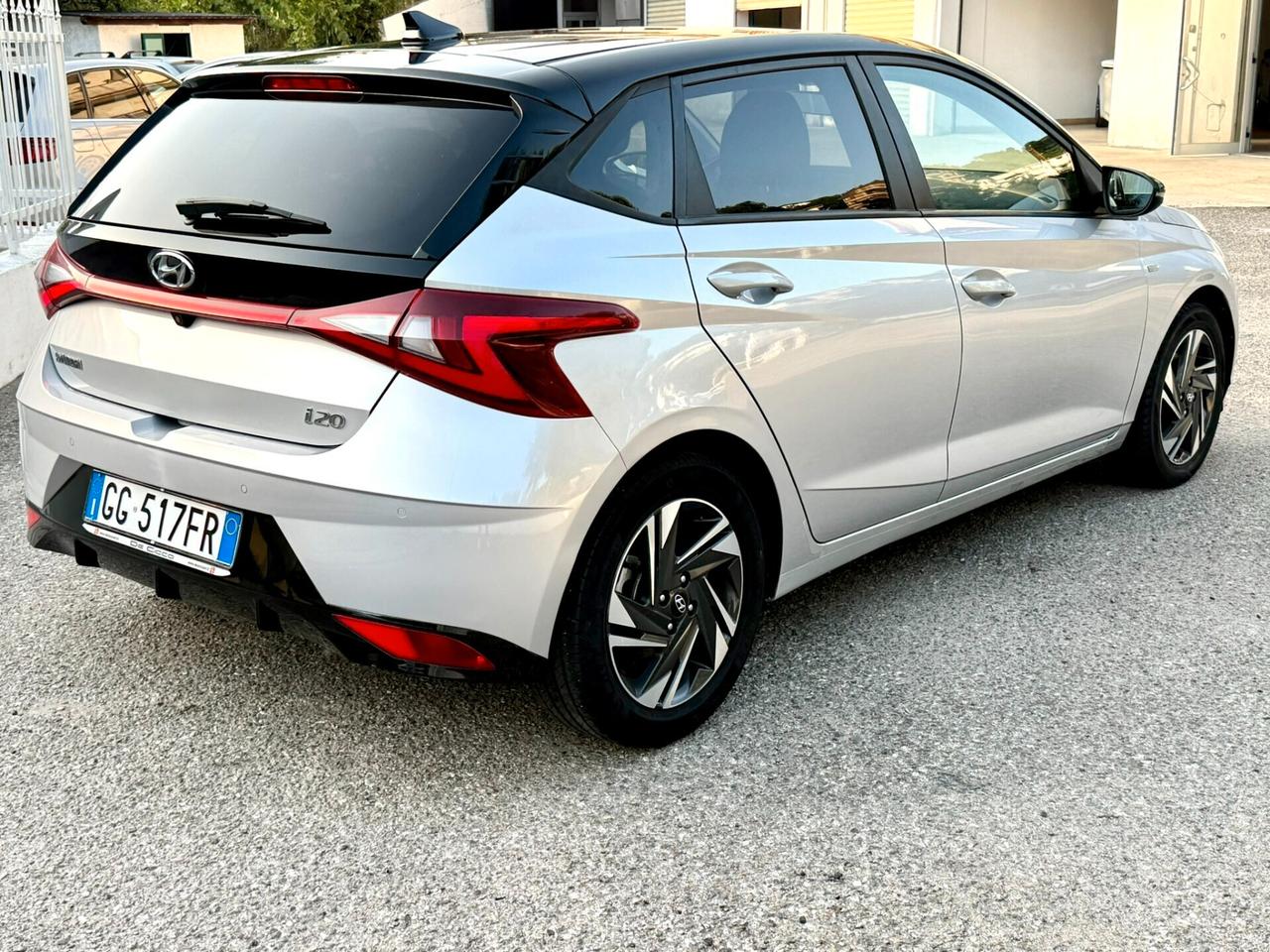 Hyundai i20 1.0 T-GDI 48V iMT Bose hybrid