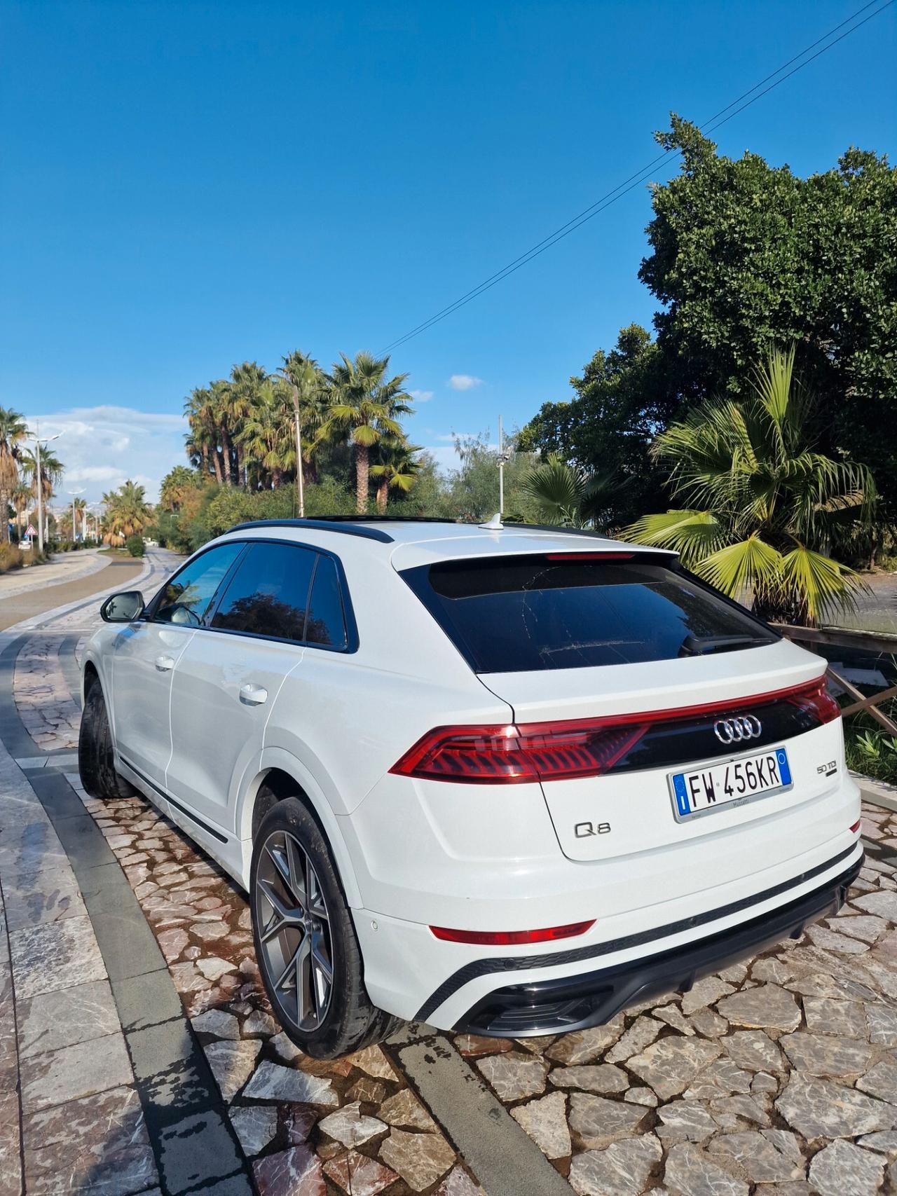 Audi Q8 50 TDI 286 CV quattro tiptronic Sport