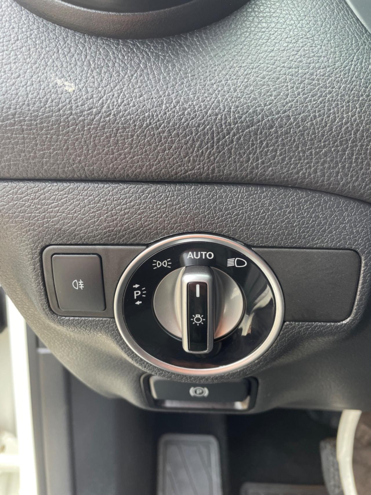 Mercedes-benz CLA 200 CLA 200 d Automatic Premium