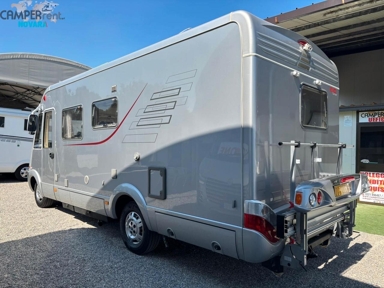 HYMER B654 SL - motorhome con letto alla francese in coda e garage foro 96x87