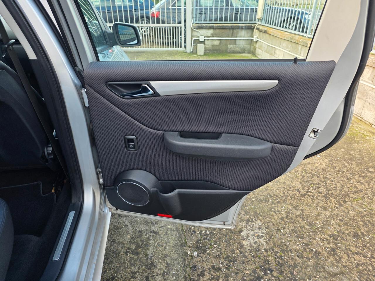 Mercedes-benz A 180 160 CDI AUTOMATIC Premium