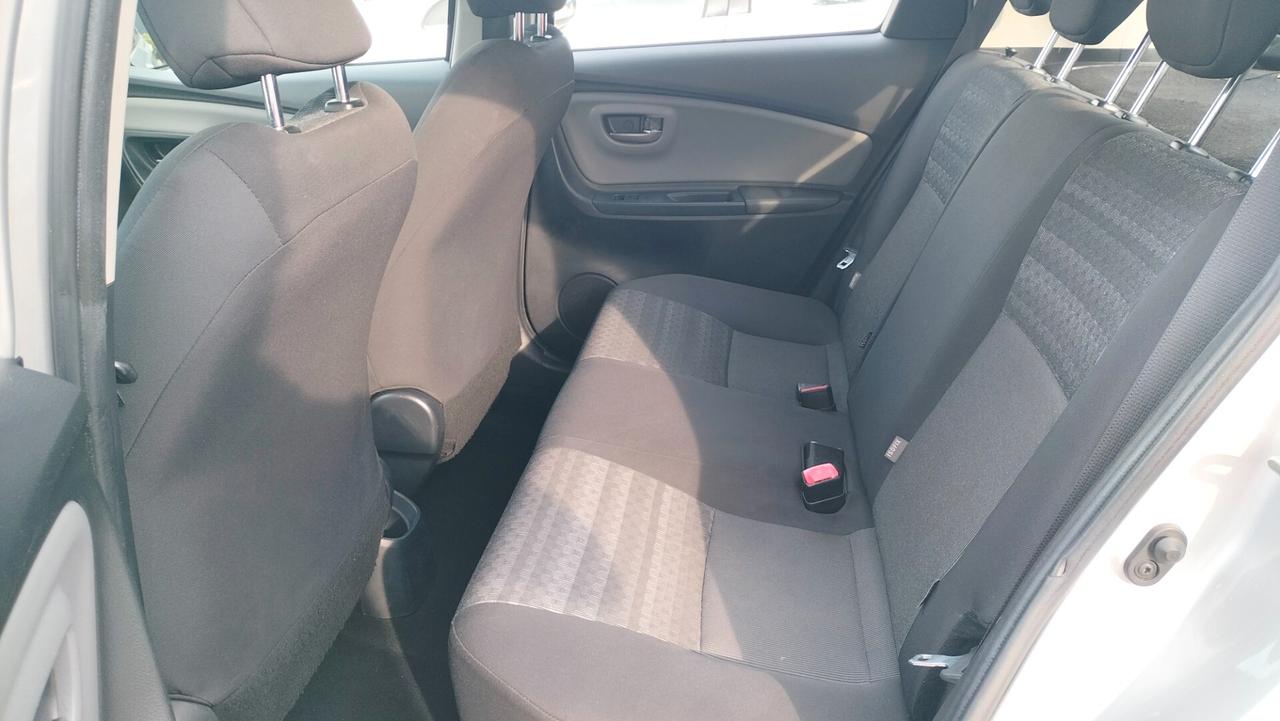 Toyota Yaris 1.0 5 porte Lounge UNIPRO SOLO 75000KM